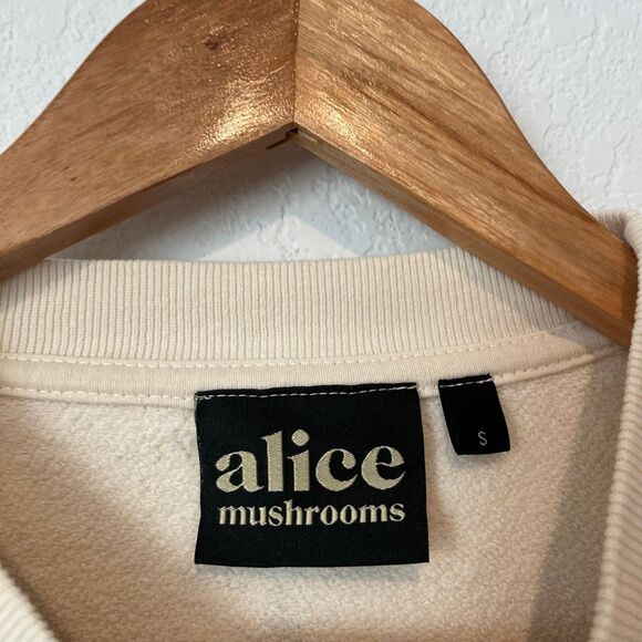 Alice Mushrooms Embroidered Pullover Crop Sweatshirt Women's Size Small - Picture 7 of 7